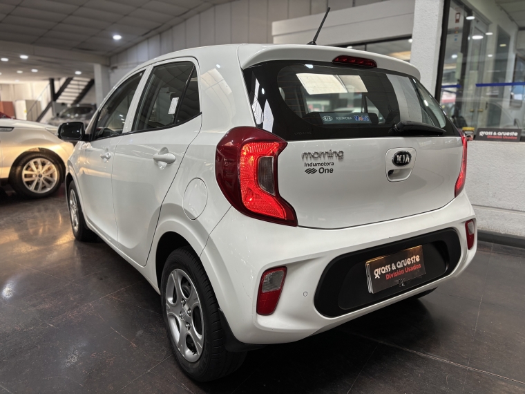 Kia Morning Ex 1.2l 5mt Abs Ac 2018  Usado en Grass & Arueste