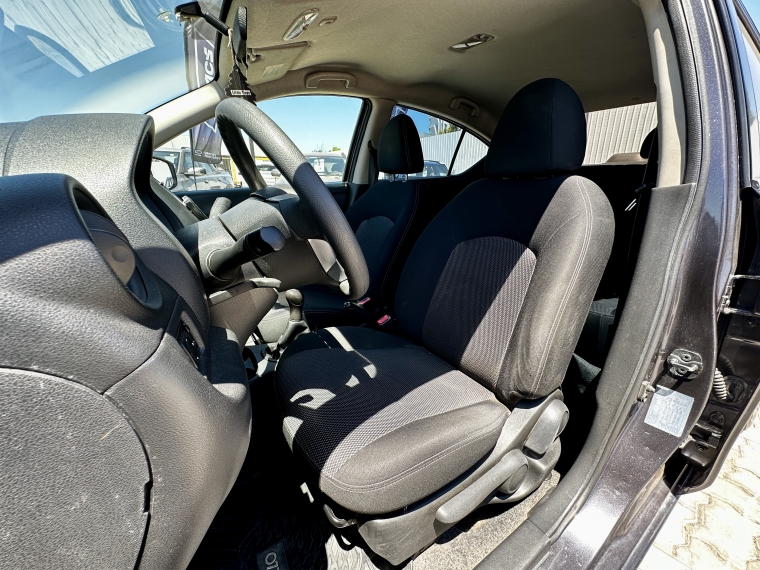 Nissan Versa 1.6 Sense Mt 2016 Usado  Usado en Kovacs Usados