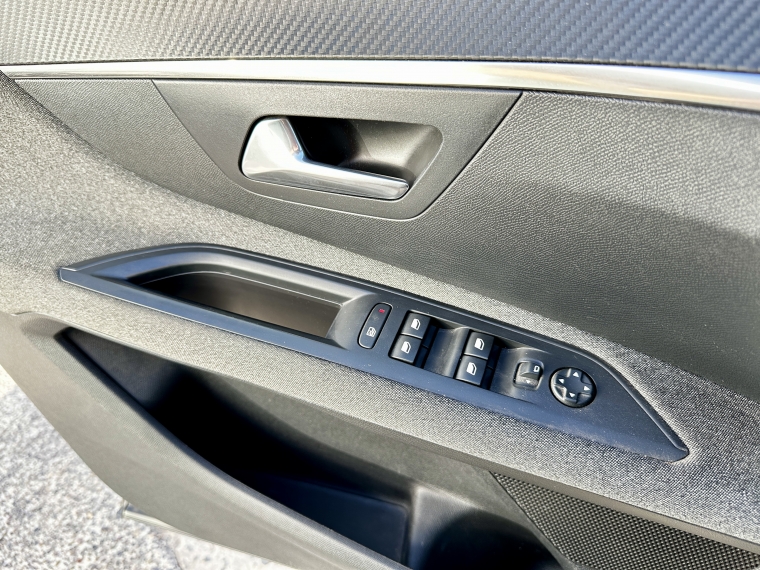 Peugeot 3008 3008 Active 1.2 2021 Usado en Rosselot Usados