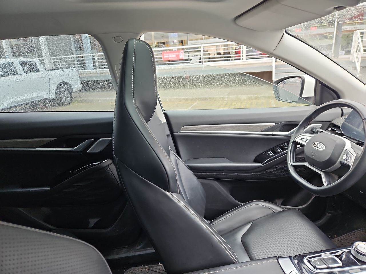 Jac Js6 Js6 Turbo Dct 1.5  Aut 2024 Usado en Usados de Primera - Sergio Escobar