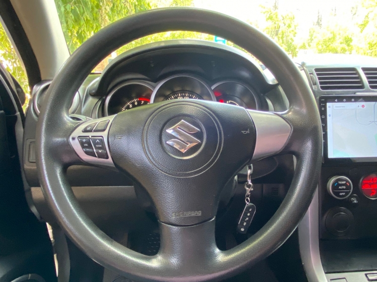 Suzuki Grand nomade Glx 4x2 Sport 2.4 Aut 2013 Usado  Usado en Webautos.cl