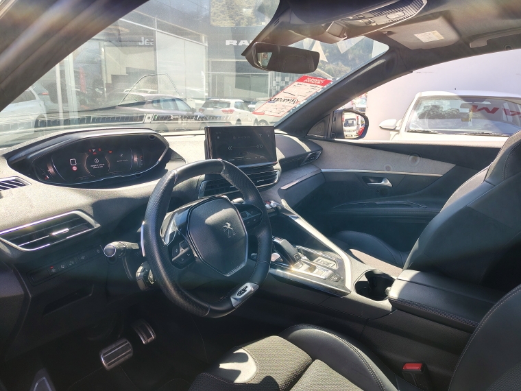 Peugeot 5008 5008 Bluehdi 130 1.5 Aut 2023 Usado en Rosselot Usados