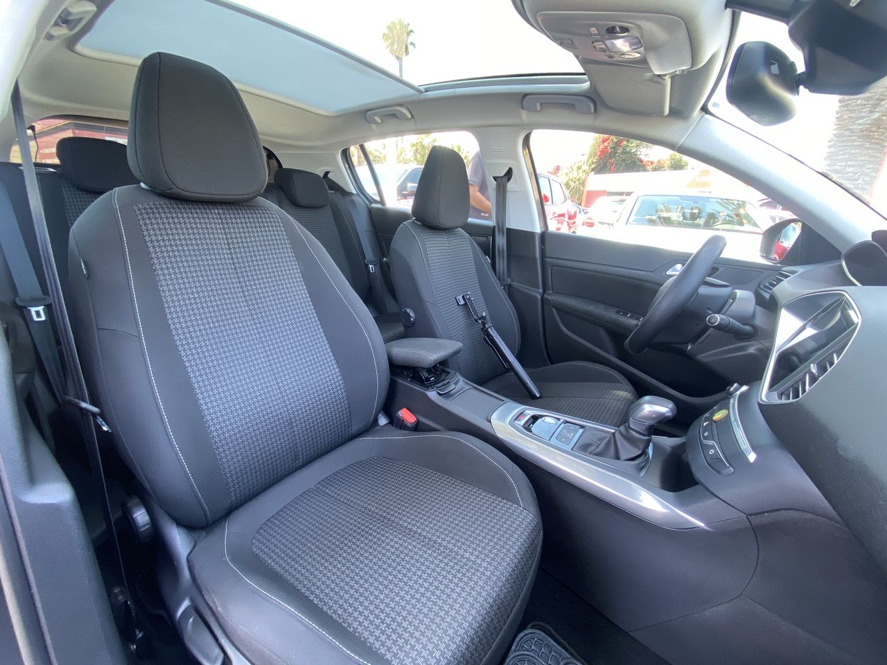 Peugeot 308 308 Allure Vti 1.6 2021 Usado en Usados de Primera - Sergio Escobar