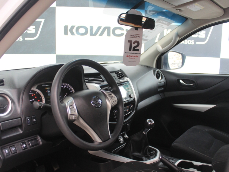 Nissan Np300 Navara Dcab 2.3 2021 Usado  Usado en Kovacs Usados
