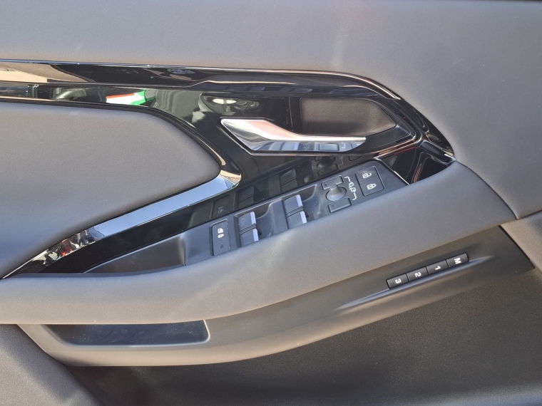 Land rover Range rover Evoque Mhev 4x4 2.0 Aut 2025 Usado Usado en Webautos.cl Land rover Range rover Evoque Mhev 4x4 2.0 Aut 2025 Usado Usado en Webautos.cl