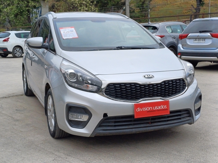 Kia Carens Carens Lx 2.0 Mec 4x2 2017 Usado en Rosselot Usados