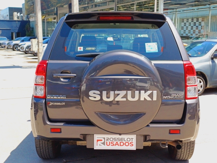 Suzuki Grand nomade Gran Nomade Sport 2.4 Aut 2015 Usado en Rosselot Usados