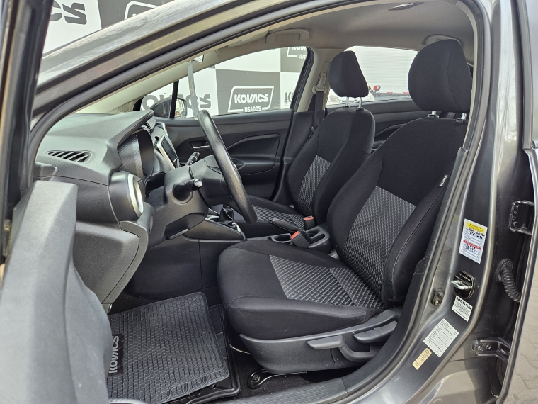 Nissan Versa 1.6 Advance Mt 2023 Usado  Usado en Kovacs Usados