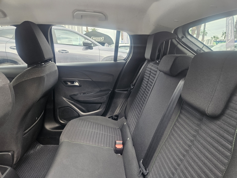 Peugeot 208 Puretech 4x2 1.2 2025 Usado  Usado en Kovacs Usados