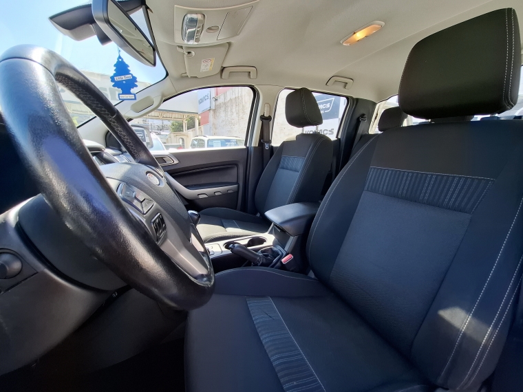 Ford Ranger Dsl Xlt Mt 4x4 3.2 2022 Usado  Usado en Kovacs Usados