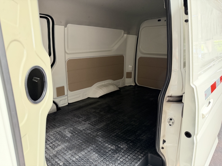 Kyc V5 cargo van 1.5l 5mt Ac 2026  Usado en Grass & Arueste