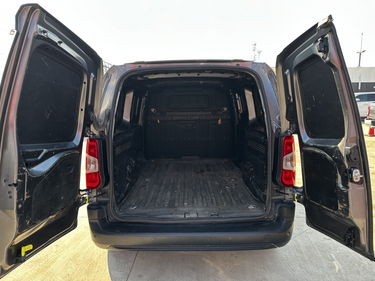 Peugeot Partner Partner L2 Hdi 92 2023 Usado en Rosselot Usados