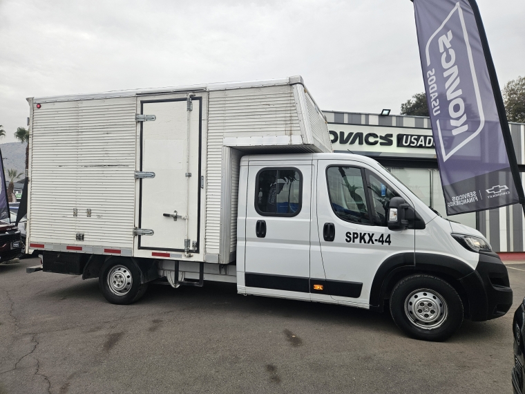 Peugeot Boxer D/cab. L4 Bluehdi 165 Mt Diesel 2023 Usado  Usado en Kovacs Usados