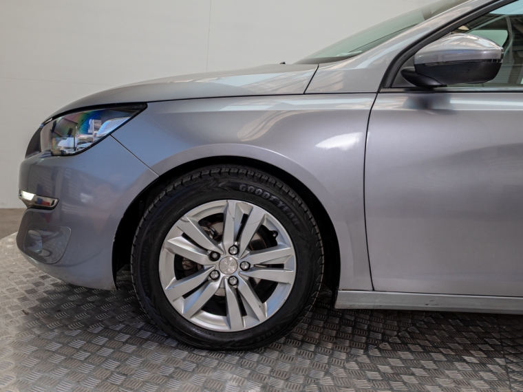 Peugeot 308 1.2 Active Pack Puretech Hb Mt 5p 2017 Usado  Usado en Pompeyo