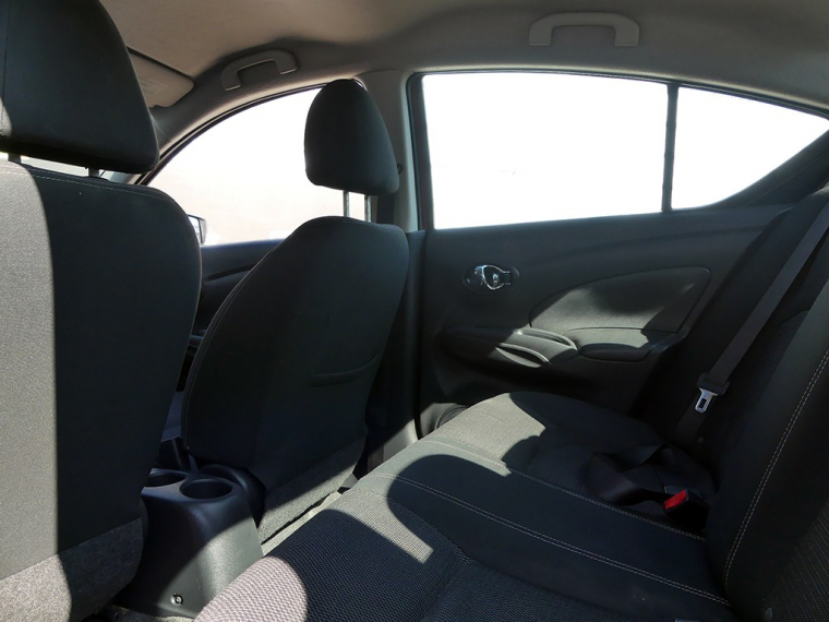 Nissan Versa Sense 1.6 At 2017 Usado  Usado en Webautos.cl