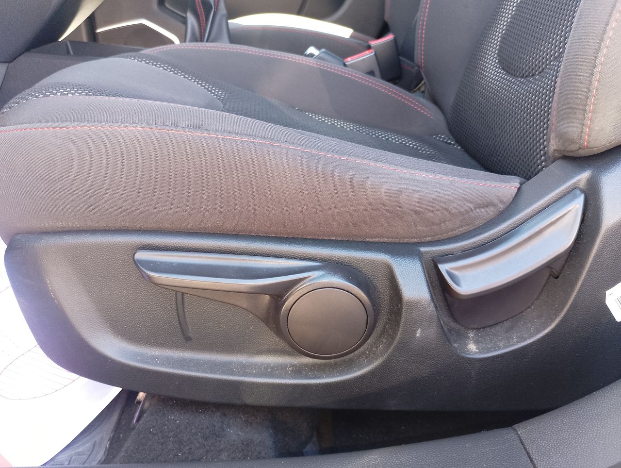 Jac Js2 Js2 Hatchback 1.5 2023 Usado Usado en Webautos.cl Jac Js2 Js2 Hatchback 1.5 2023 Usado Usado en Webautos.cl