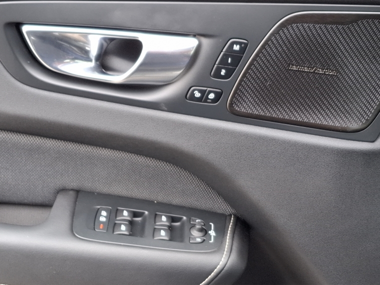 Volvo Xc60 T8 Awd Recharge Ultimate Dark 2025 Usado  Usado en BMW Premium Selection
