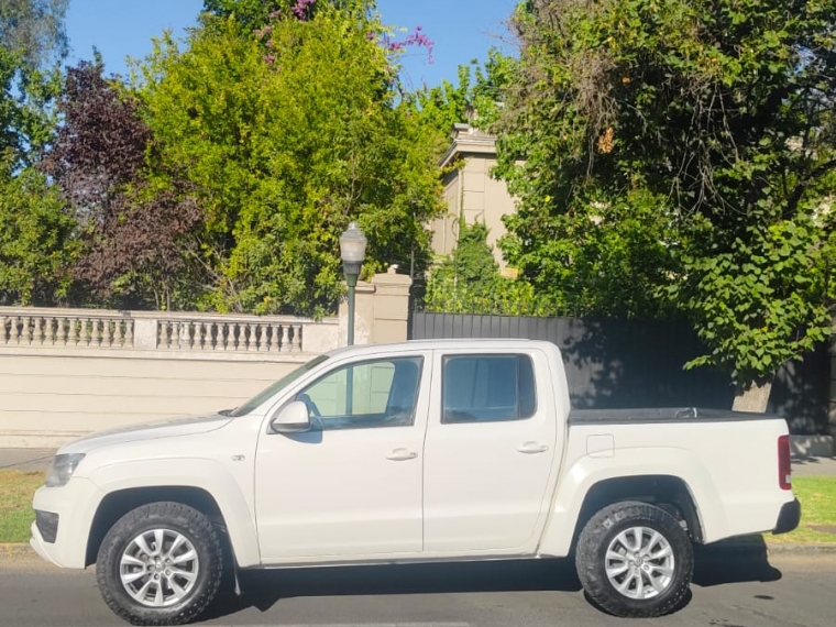 Volkswagen Amarok Trendline 4x4 2.0 2021  Usado en GT Autos