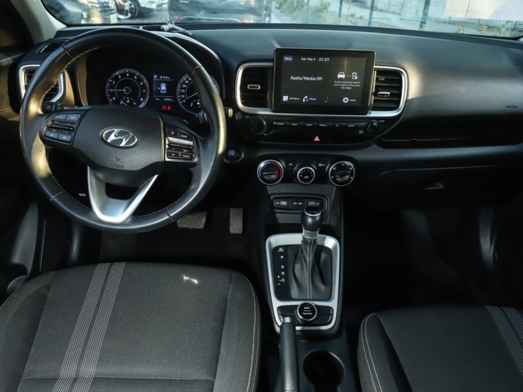 Hyundai Venue Qx 1.6 At Value 2023  Usado en Guillermo Morales Usados