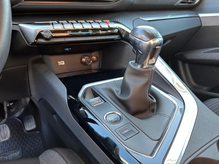 Peugeot 3008 3008 Puretech 1.2l 2023 Usado  Usado en Kovacs Usados