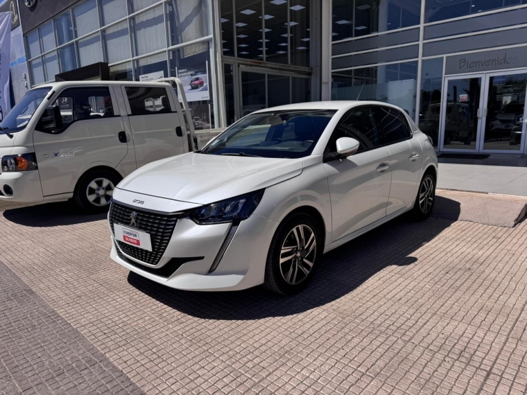 Peugeot 208 Allure 1.2 At 2022  Usado en Curifor Usados - Promociones