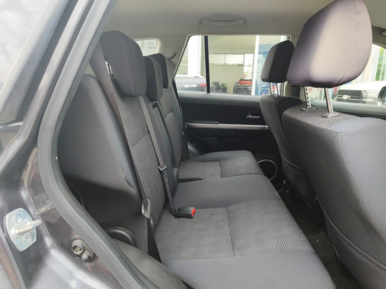 Suzuki Grand nomade 2.4 Glx Se Mt 4x2 2016 Usado Usado en Webautos.cl Suzuki Grand nomade 2.4 Glx Se Mt 4x2 2016 Usado Usado en Webautos.cl