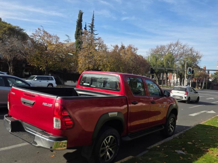 TOYOTA HILUX DX 4X2 2.4 - imagen 5