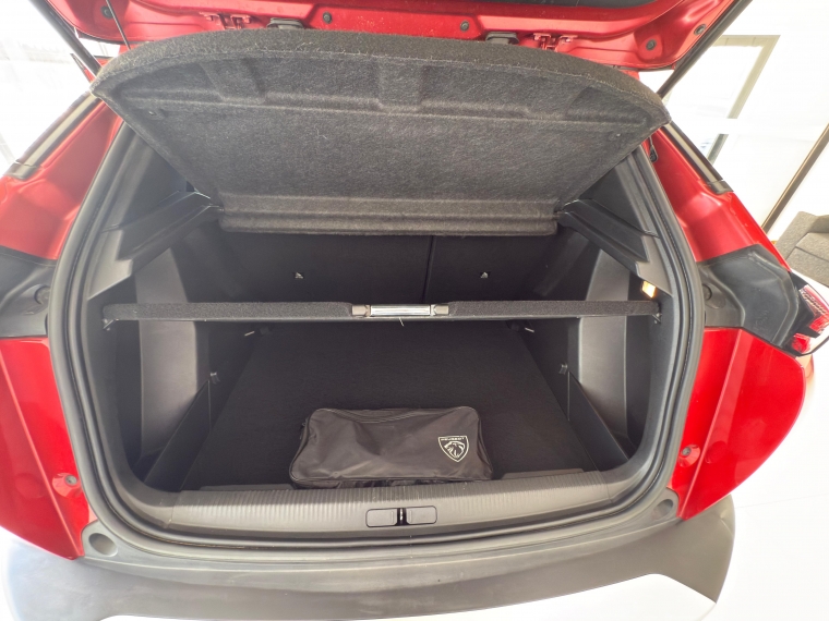 Peugeot 2008 Allure  Blue Hdi 130 Eat8 1.5 Aut 2023 Usado en Automotriz Olea Flaño