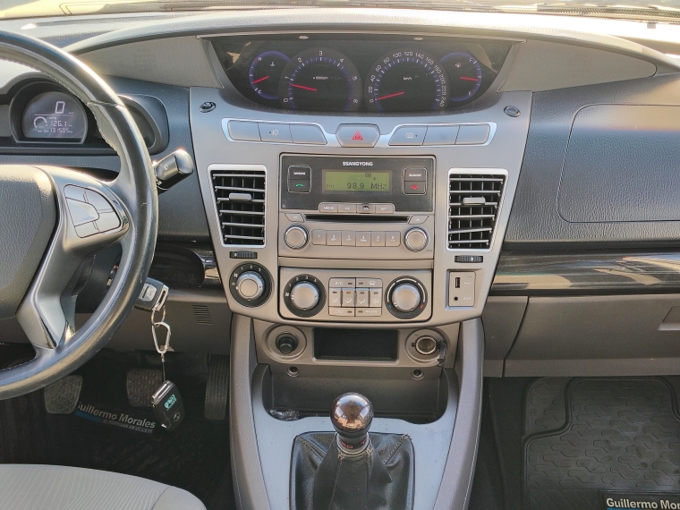 Ssangyong Stavic Stavic Full 2.2 2016 Usado en Rosselot Usados