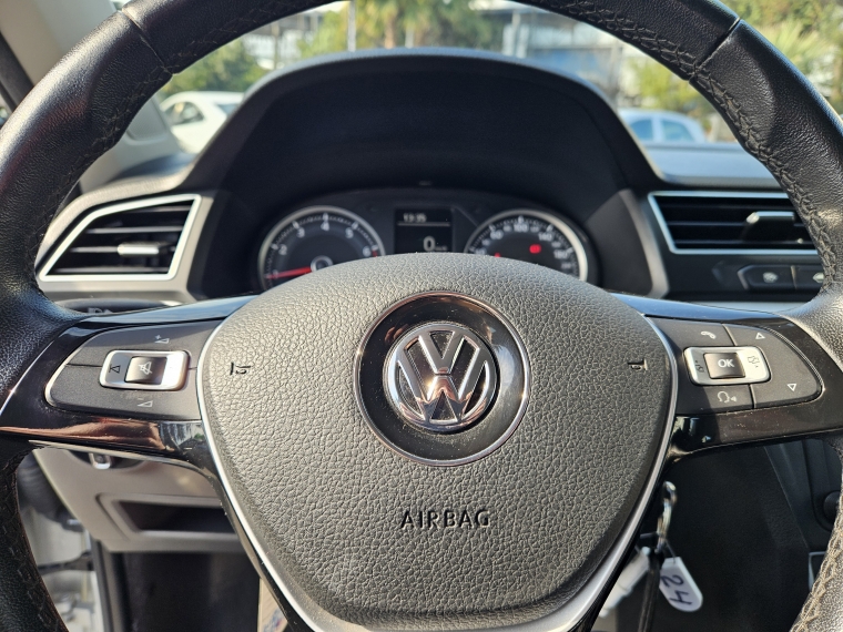 Volkswagen Voyage Highline 1.6 Mt 2022 Usado  Usado en Kovacs Usados