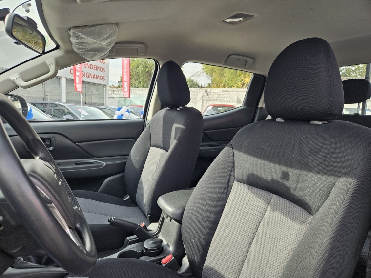 Mitsubishi L200 L200 Work Cr Wf 2.4 2023 Usado en Rosselot Usados