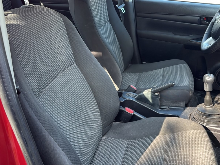 Toyota Hilux Dcab Dx 4X2 2.4Cc — foto 9 de 11