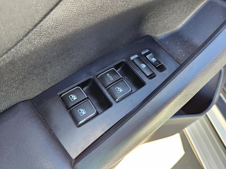 Peugeot Landtrek — foto 13 de 19
