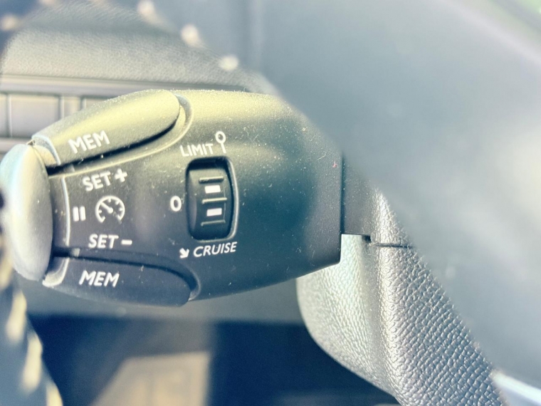 Peugeot 308 Feline Blue Hdi 1.6 2018 Usado en Automotriz Olea Flaño