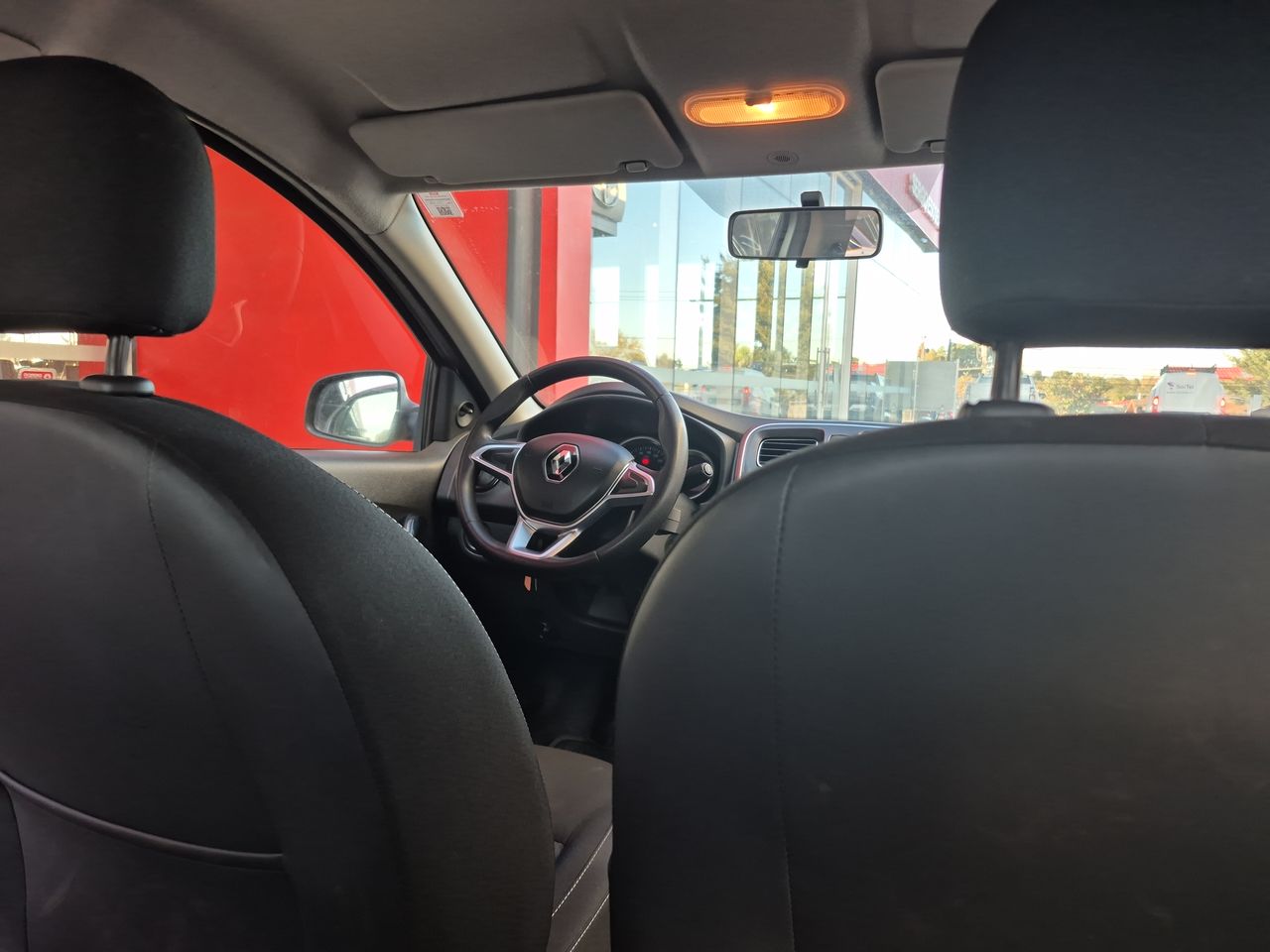 Renault Symbol Symbol Zen 1.6 2018 Usado Usado en Webautos.cl Renault Symbol Symbol Zen 1.6 2018 Usado Usado en Webautos.cl