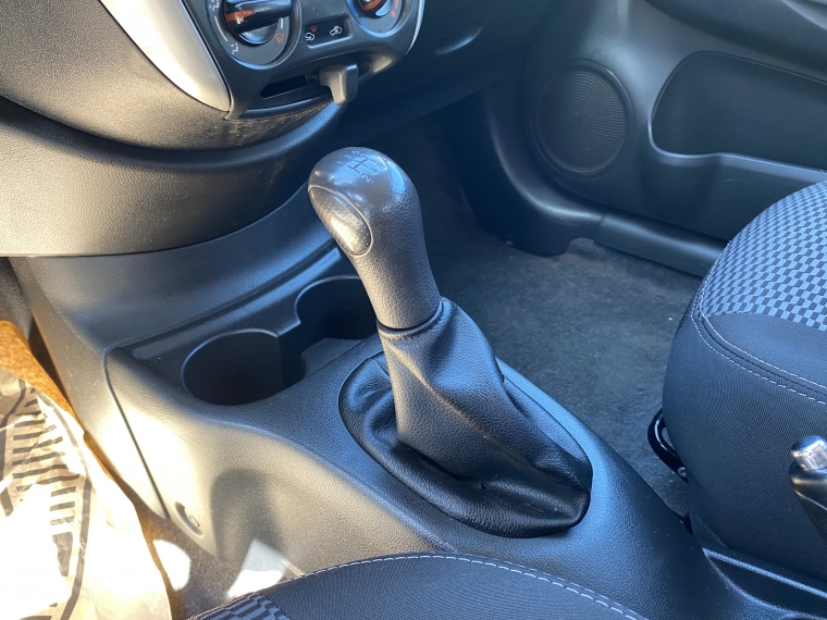 Nissan Versa 1.6 Sense Mt 2018 Usado  Usado en Kovacs Usados