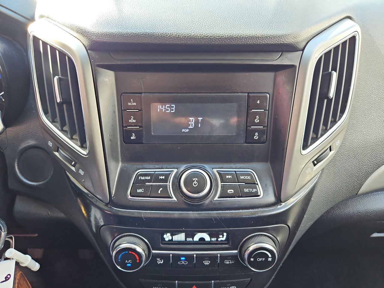 Changan Cs15 Cs15 Hatch Back 1.5 2023 Usado en Usados de Primera - Sergio Escobar