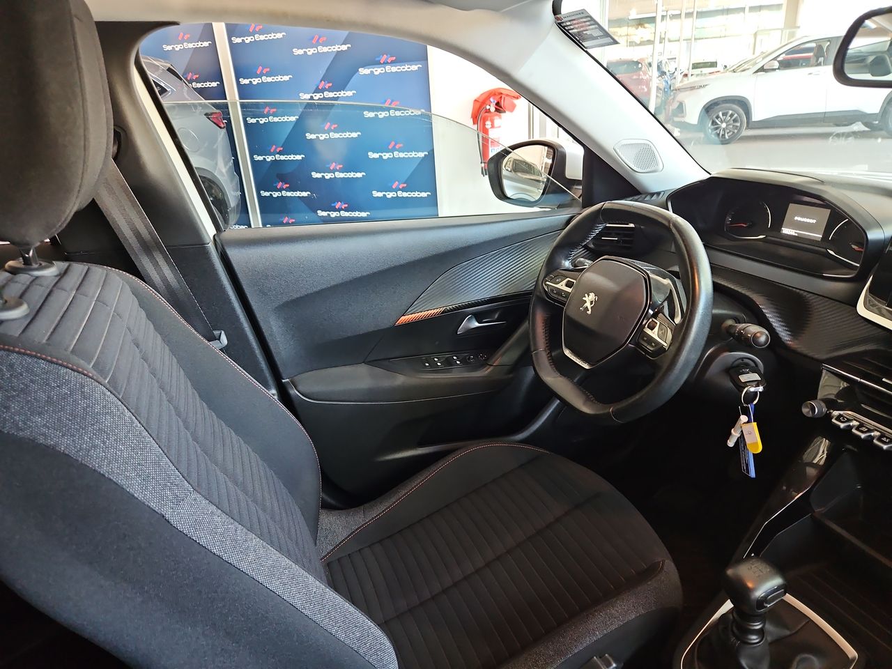 Peugeot 2008 2008 Active 1.2 2021 Usado en Usados de Primera - Sergio Escobar