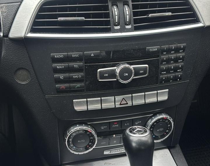 MERCEDES BENZ C 180 CGI BLUE EFFICIENCY - imagen 13