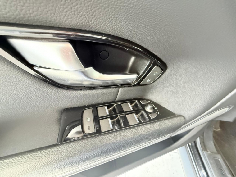 Land rover Evoque Range Rover Sl4 Plus 2.0 Turbo 4wd 2017 Usado en Automotriz Olea Flaño