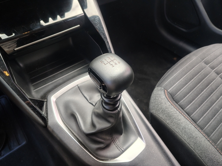 Peugeot 208 208 Blue Hdi 100 4x2 1.5 2021 Usado  Usado en Webautos.cl