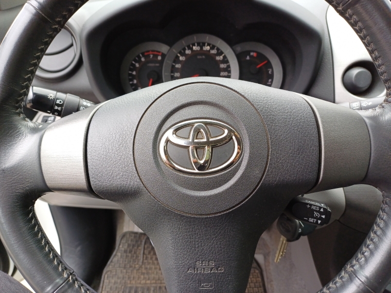 Toyota Rav4 Rav 4 2.0 Aut 4x2 2011 Usado en Rosselot Usados