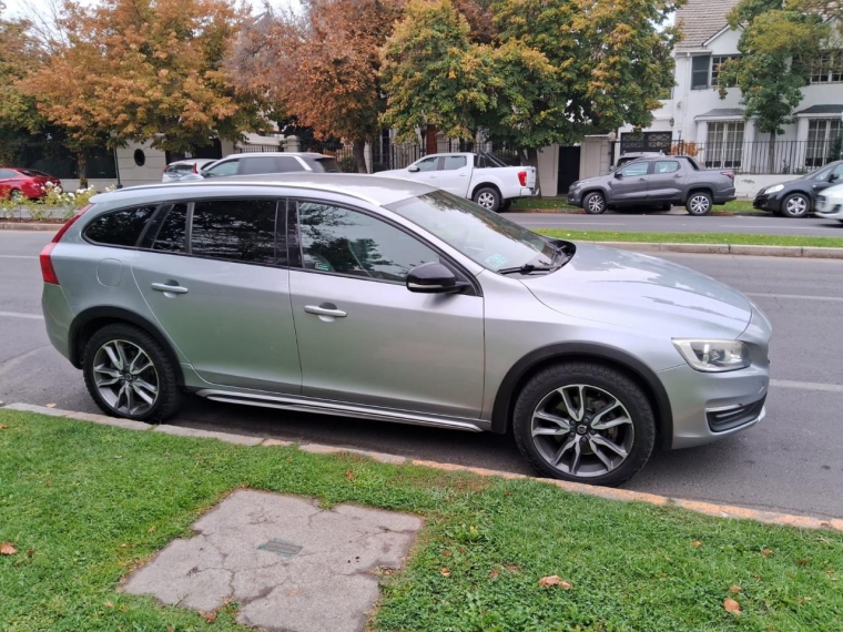 Volvo V60 T5 Awd 2018 Usado  Usado en Webautos.cl