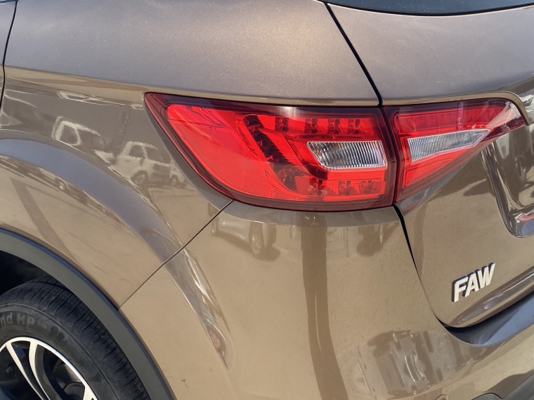 Faw R7 R7 Luxury 1.6 Aut 2020 Usado  Usado en Webautos.cl