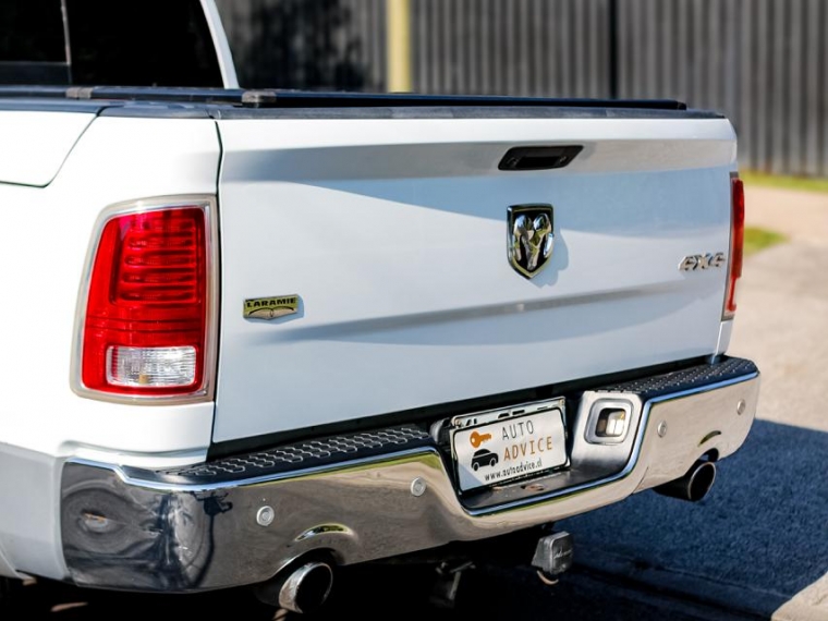 Ram 1500  5.7 1500 Laramie Auto Crew Cab 4wd 2018 Usado en Autoadvice Autos Usados