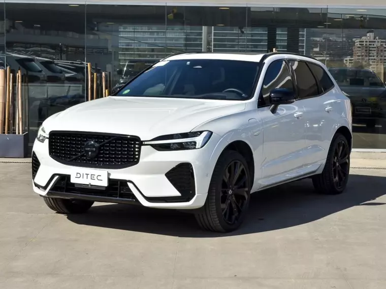 Volvo Xc60 T8 Recharge 4x4 2.0 Aut 2025 Usado Usado en BMW Premium Selection Volvo Xc60 T8 Recharge 4x4 2.0 Aut 2025 Usado Usado en BMW Premium Selection
