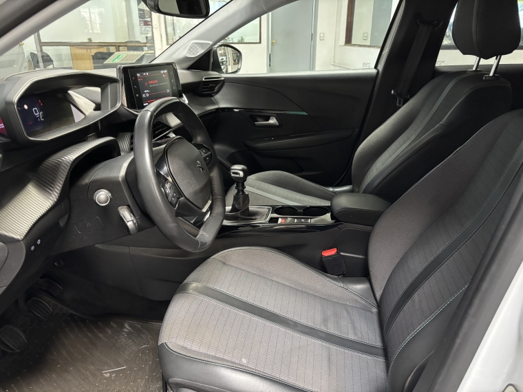 Peugeot 208 Allure Pack 1.2l Puretech 100  6mt 2021  Usado en Grass & Arueste