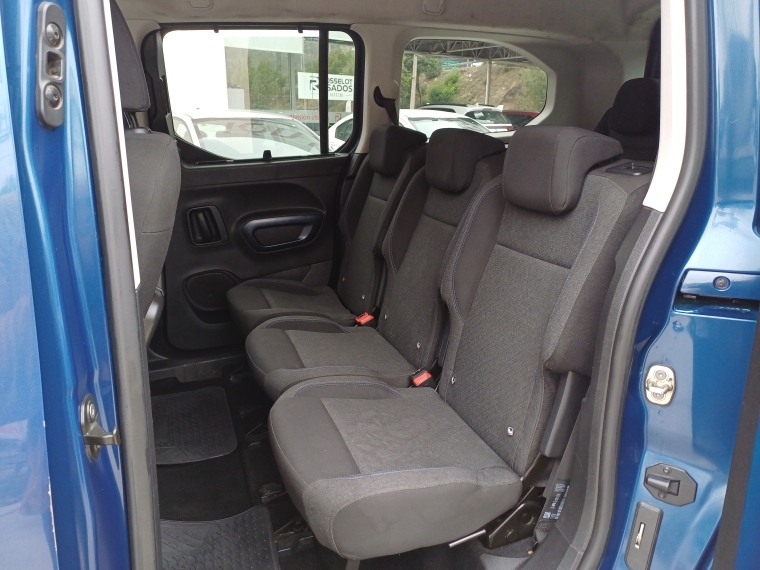 Peugeot Rifter Rifter Bluehdi 130 1.5 At 2021 Usado en Rosselot Usados