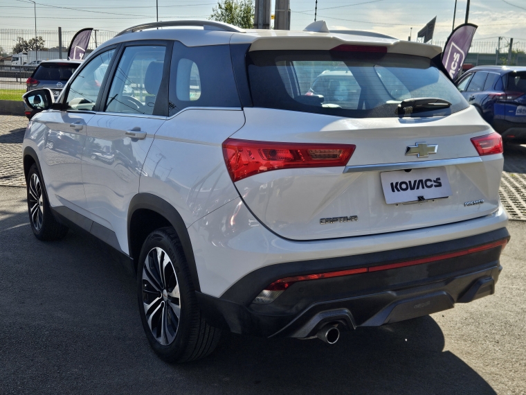 Chevrolet Captiva — foto 6 de 24