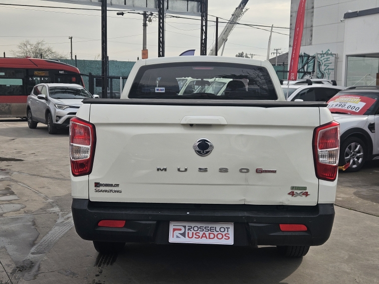 Ssangyong Grand musso Musso Grand 4x4 2.2 2024 Usado en Rosselot Usados
